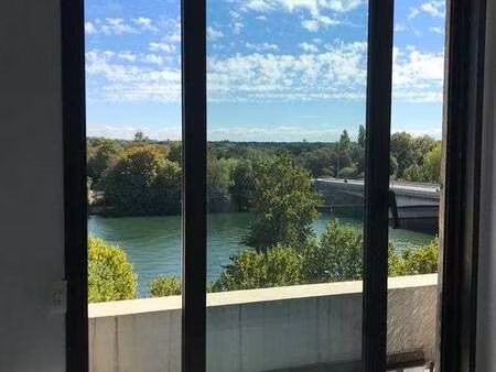 location appartement t1 meublé à suresnes (92150) : à louer t1 meublé / 27m² suresnes