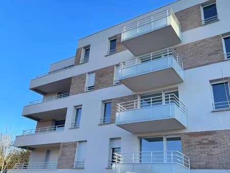 location appartement 3 pièces 64 m² à amiens (80000)