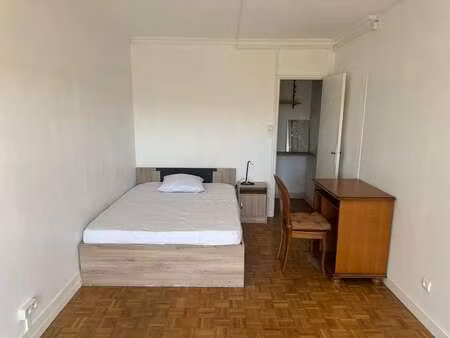 location appartement t1 meublé à ris-orangis (91130) : à louer t1 meublé / 15m² ris-orangi
