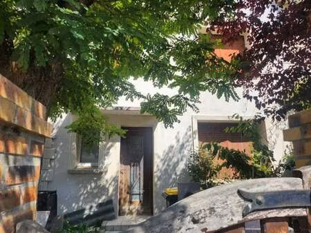 location appartement t1 à sainte-geneviève-des-bois (91700) : à louer t1 / 18m² sainte-gen