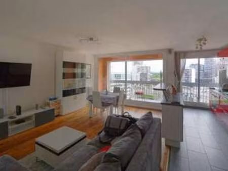 location appartement 2 pièces meublé à puteaux (92800) : à louer 2 pièces meublé / 56m² pu