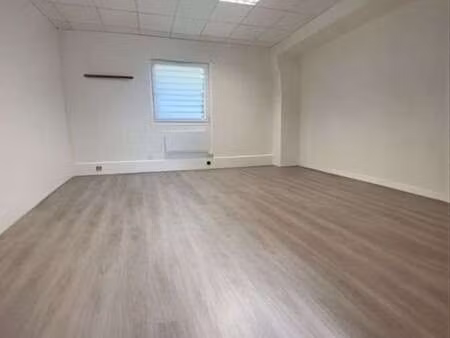 location appartement t1 à bonneuil-sur-marne (94380) : à louer t1 / 18m² bonneuil-sur-marn