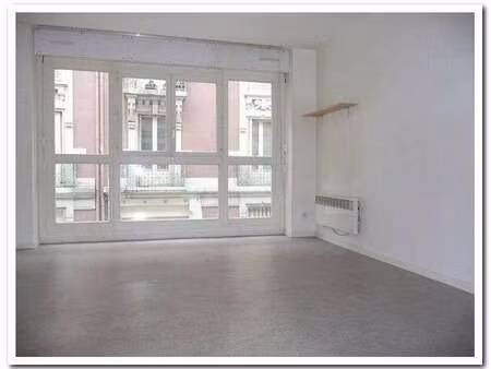 location appartement t1 à grenoble (38000) : à louer t1 / 22m² grenoble