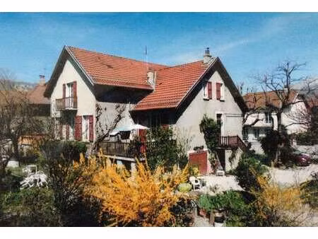 location appartement t1 meublé à grenoble (38000) : à louer t1 meublé / 12m² grenoble