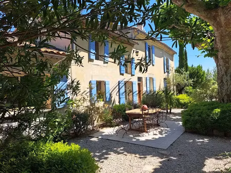vente propriété 9 pièces 240 m² à chateaurenard (13160)  1 196 000 €
