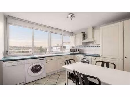 location appartement 4 pièces meublé à villeurbanne (69100) : à louer 4 pièces meublé / 95