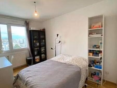 location appartement t1 meublé à villeurbanne (69100) : à louer t1 meublé / 12m² villeurba