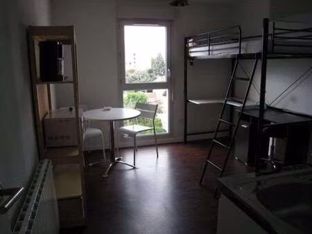 location appartement t1 meublé à villeurbanne (69100) : à louer t1 meublé / 20m² villeurba