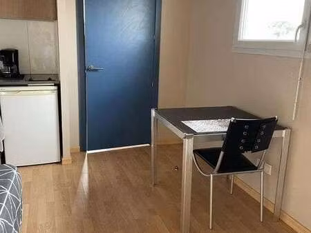 location appartement t1 meublé à tarbes (65000) : à louer t1 meublé / 16m² tarbes