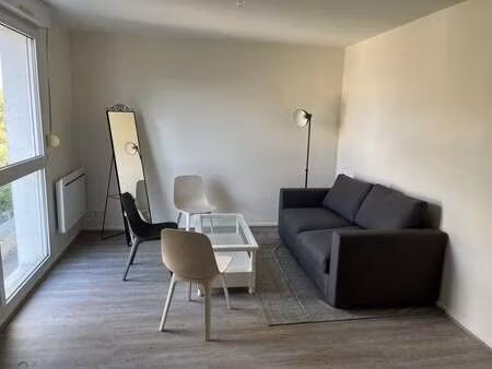 location appartement t1 meublé à troyes (10000) : à louer t1 meublé / 24m² troyes