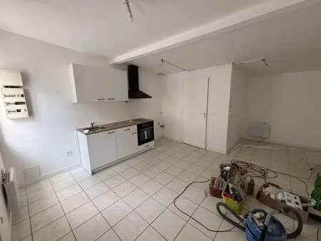 location appartement t1 à montataire (60160) : à louer t1 / 20m² montataire