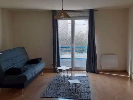 location appartement t1 à reims (51100) : à louer t1 / 32m² reims