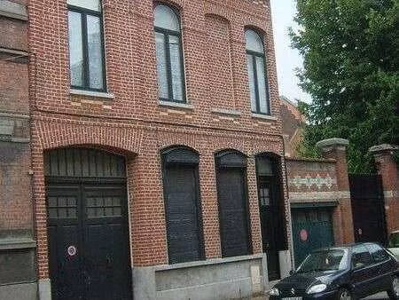 location appartement t1 à tourcoing (59200) : à louer t1 / 28m² tourcoing