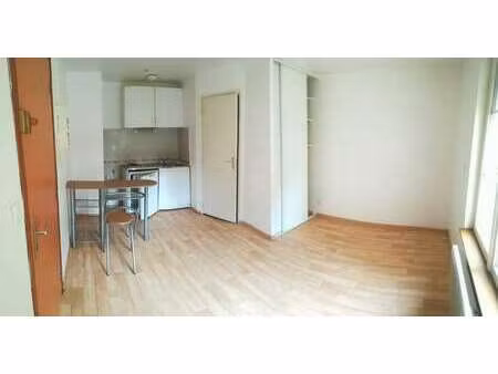 location appartement t1 à amiens (80000) : à louer t1 / 18m² amiens