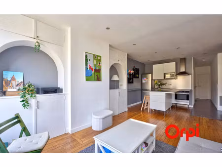 appartement lyon 2 65.91 m² t-3 à vendre  270 000 €