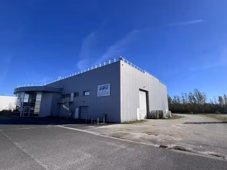 vente local d’activités saint andre de cubzac 33240 1680m²