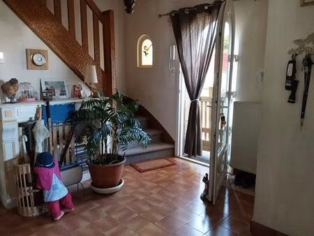 maison rostrenen 6 pièce(s) 145 m2