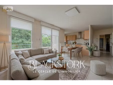 à vendre - superbe appartement 4 pièces avec terrasse et vue sur le vignoble à barr