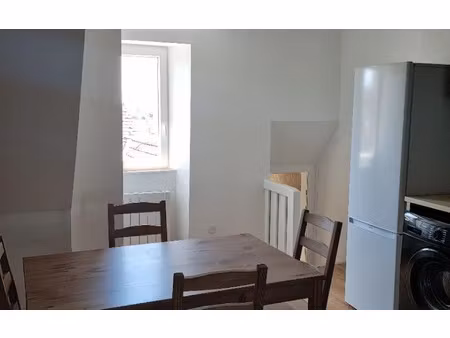 location appartement  m² t-2 à la charité-sur-loire  371 €