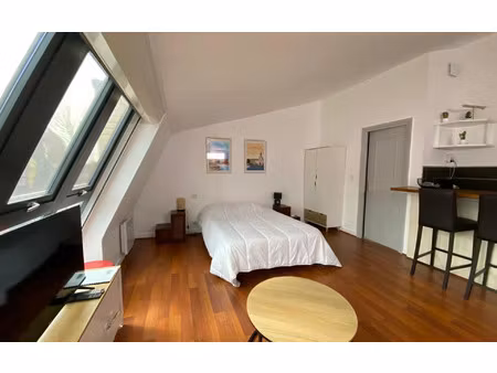 location appartement  27.86 m² t-1 à la rochelle  634 €