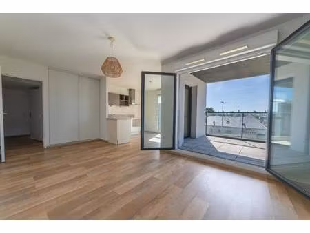 nantes la colinière  t3 avec parking