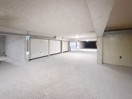 parking / box saint maur des fosses 13 m2