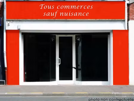 location locaux professionnels 0 pièces 30.5 m² à la rochelle (17000)  690 €