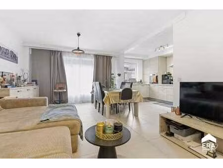 apartement rénové 2ch au centre de roulers
