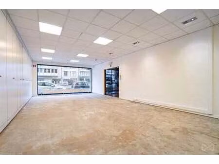 we invest liège loue...bureau ou commerce de 160m²