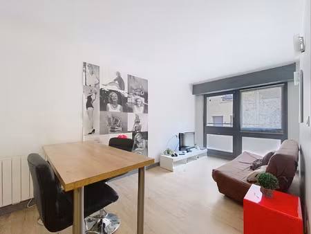 rue des etats - (disponibilite debut juillet)