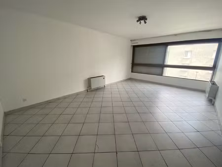 beau t3 - rue du midi / saouzelong