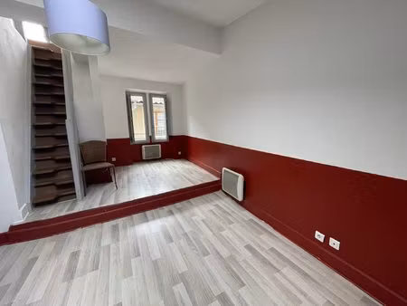 location studio ecusson nimes