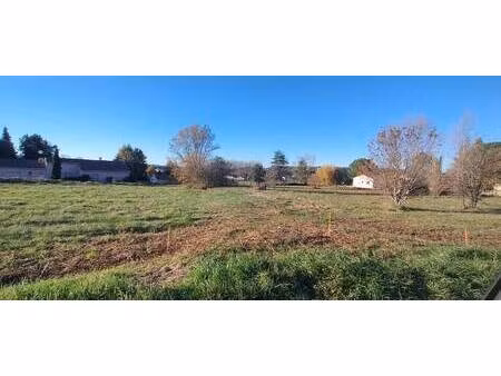 terrain constructible à vendre