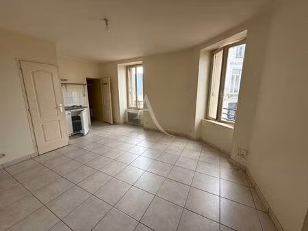 l adresse montreuil juigne