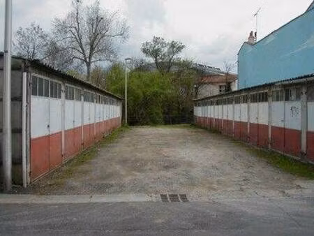 parking à louer