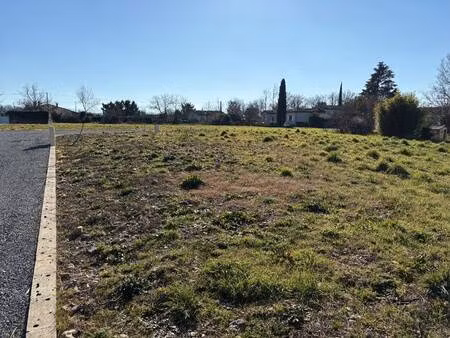terrain constructible viabilisé à vendre