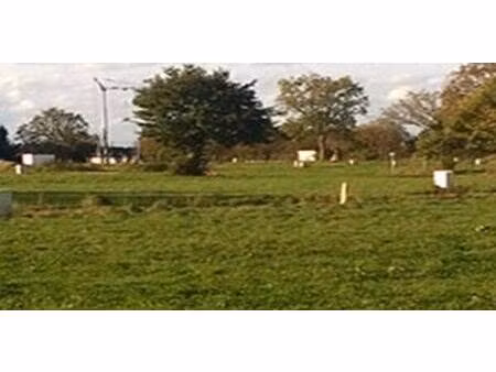 terrain constructible viabilisé à vendre