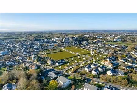 terrain constructible viabilisé à vendre