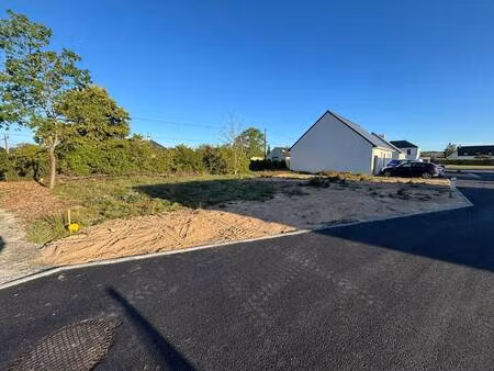 terrain constructible viabilisé à vendre
