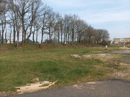 terrain constructible viabilisé à vendre