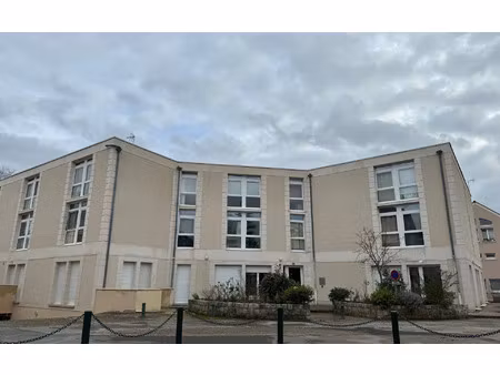location appartement  m² t-1 à gif-sur-yvette  620 €
