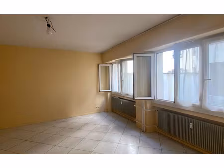 location appartement  m² t-2 à strasbourg  748 €