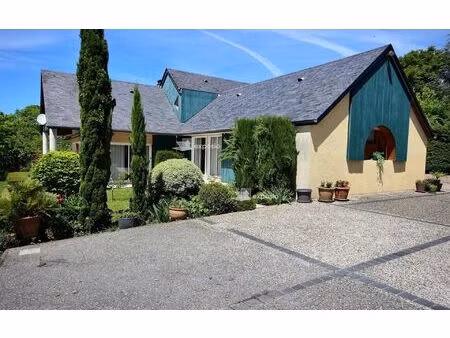 maison pau m² t-6 à vendre  527 500 €