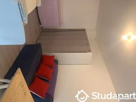 chambre 1 pièce 13 m²
