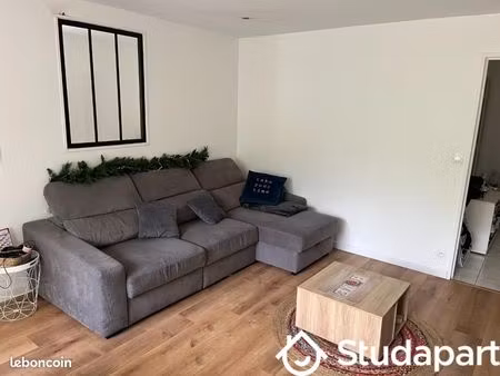 chambre 1 pièce 12 m²