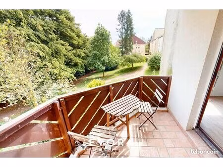 appartement 3 pièces 82 m²