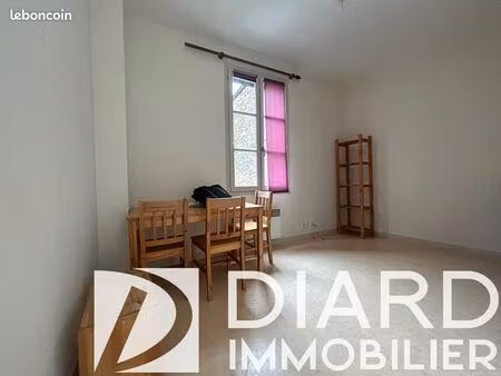 studio 1 pièce 22 m²