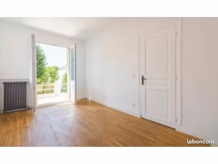 chambre meublée – maison avec jardin – rueil-malmaison
