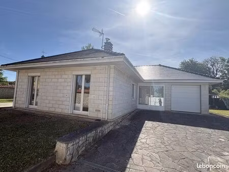 maison individuelle avec jardin dans quartier très recherché