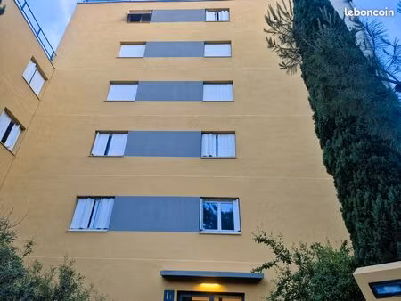 t3 traversant 68m² entièrement rénové à neuf avec balcon et ascenseur – aix-en-provence